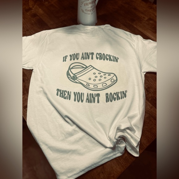 T-shirts - Picture 2 of 7